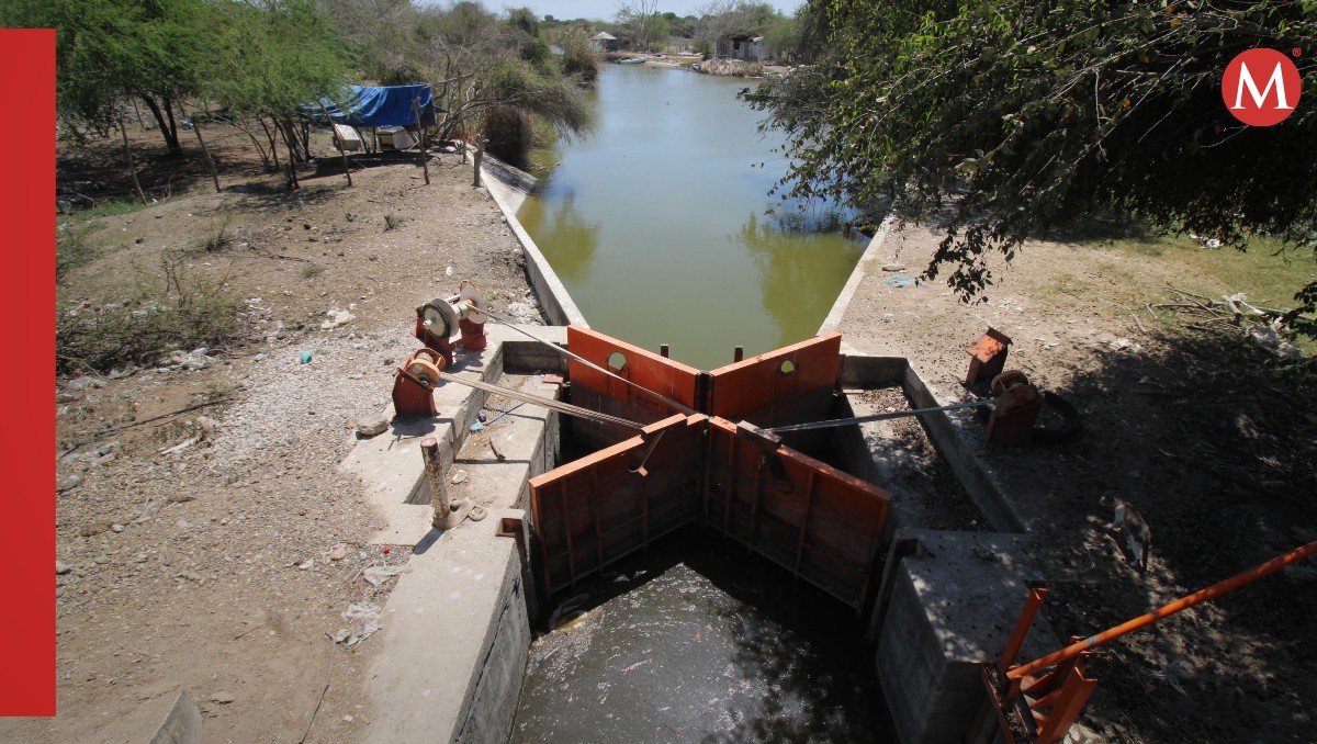 Compuerta del dique El Camalote en el sistema lagunario del río Tamesí. (Yazmín Sánchez)