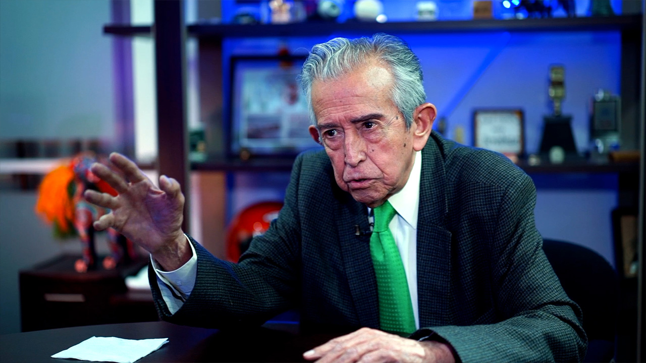 El "inaudito" intento de detención del exgobernador Javier Corral | El Asalto a la Razón