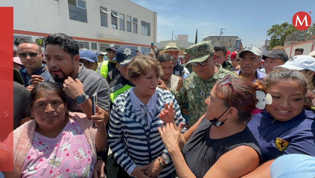 Delfina Gómez atiende demandas de pobladores de Chalco por las inundaciones. Foto: (Zuleyma García)