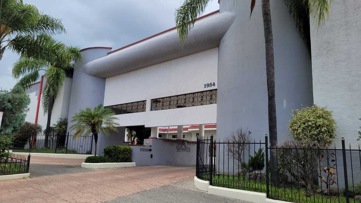 Localizan a una mujer fallecida al interior de motel en Guadalajara (Usi Toledo)