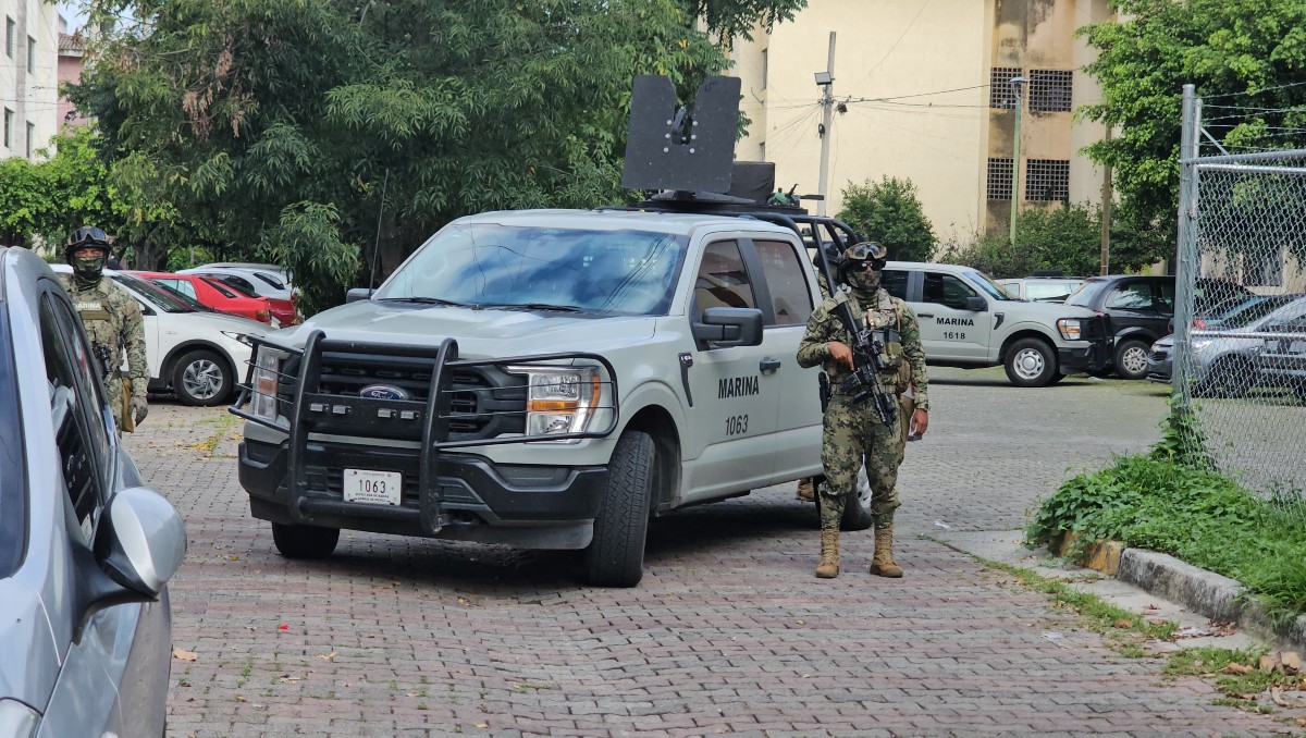 Secretaría de Marina acude a departamentos en Guadalajara (Juan Carlos Munguía)