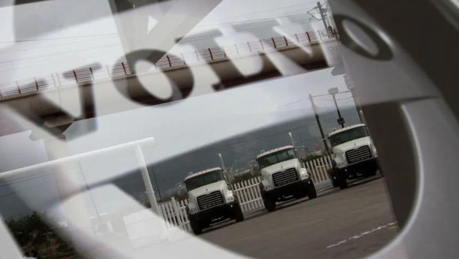 Volvo invertirá 700 millones de dólares en Nuevo León, confirma su llegada a la región