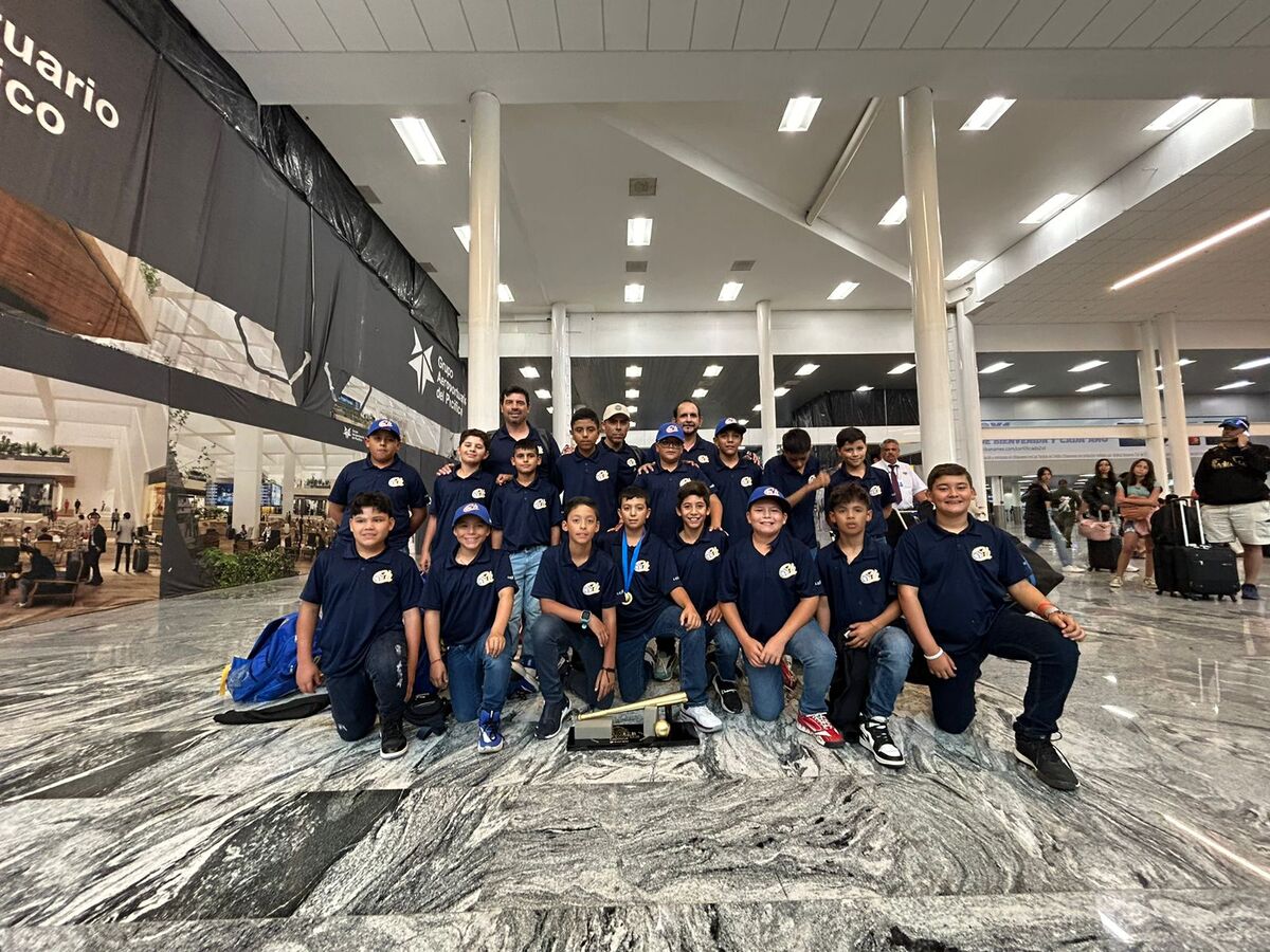Ellos son Los monarcas del Torneo Infantil. (Cortesía)