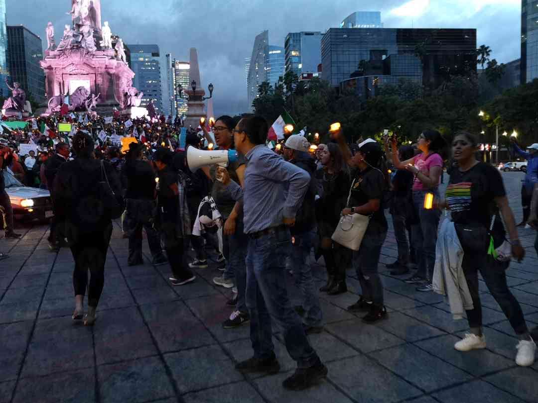 Trabajadores del PJF protestan en el Ángel de la Independencia (Jorge Becerril).