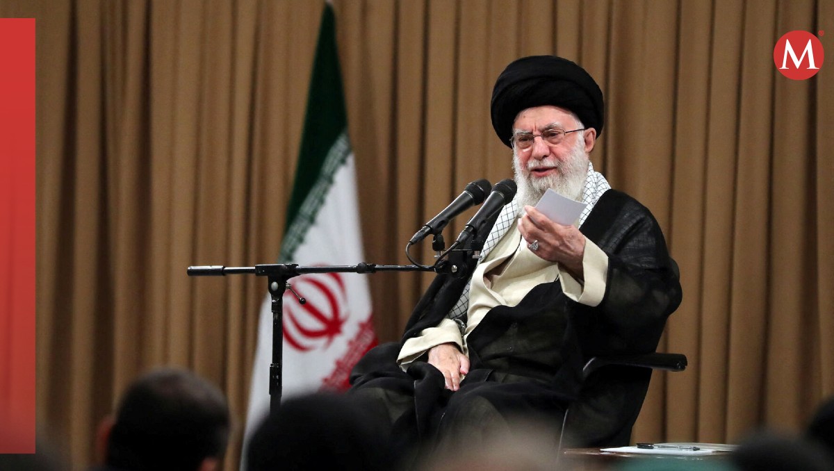 El ayatolá Ali Jamenei dio instrucciones al presidente iraní. | Reuters