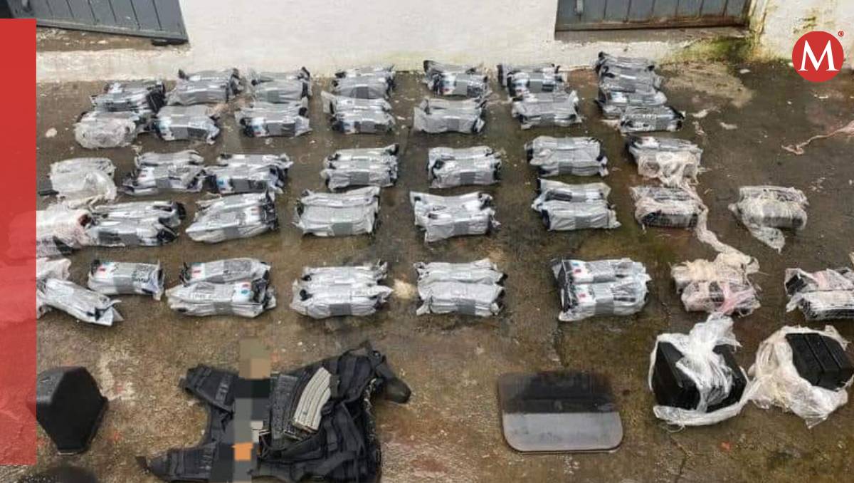 El arsenal fue asegurado en  San Juan Nuevo (Especial)