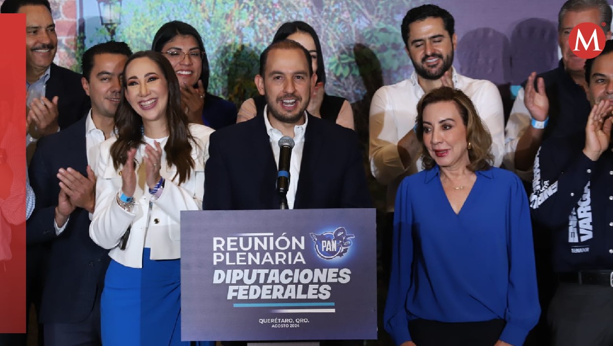 Los legisladores  electos del PAN durante su reunión plenaria, previo al inicio de la LXVI Legislatura. | Jesús Quintanar