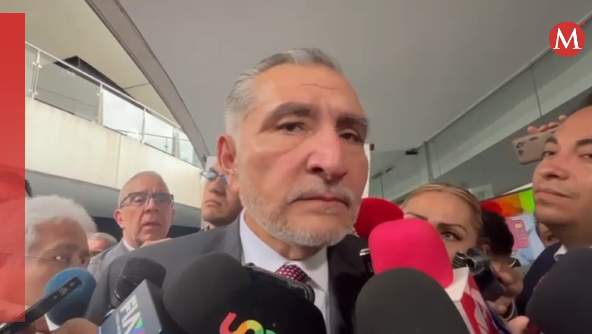 El ex secretario de Gobernación, Adán Augusto López, en entrevista en el Senado. | Silvia Arellano