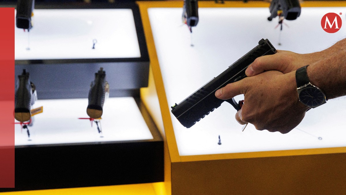 La Segunda Enmienda establece el derecho a portar armas en EU. | Reuters