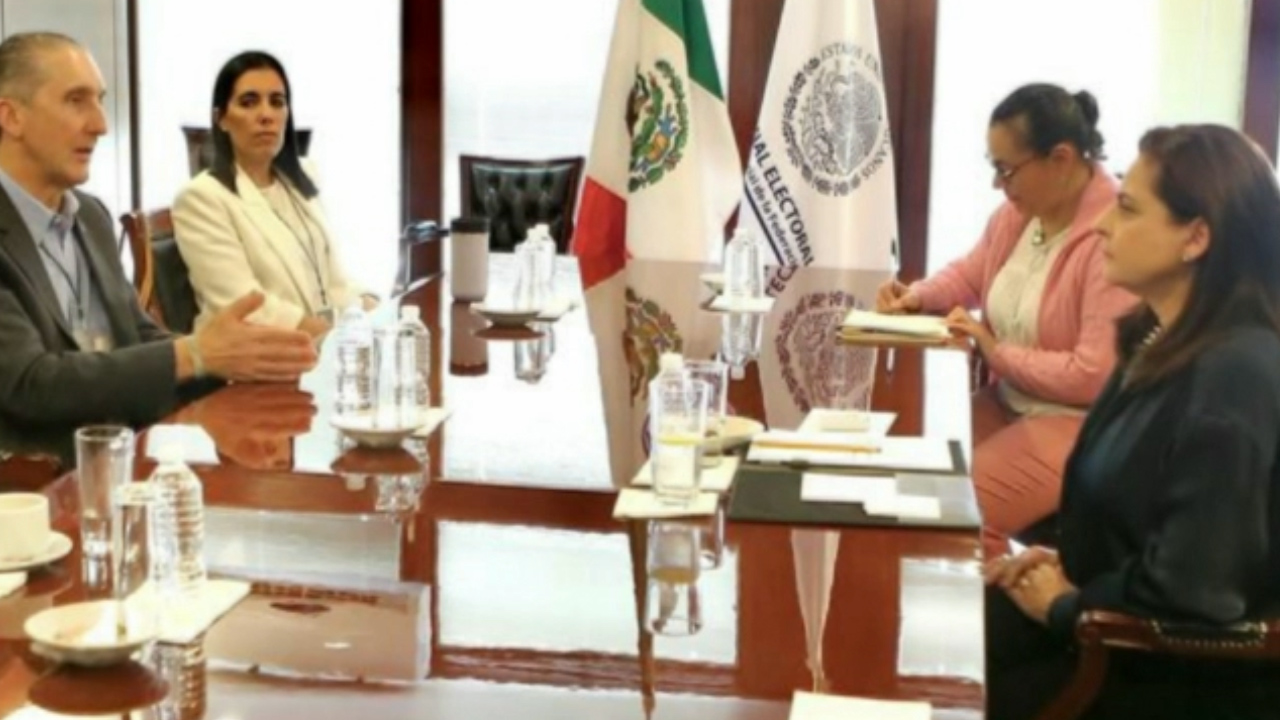 Marko Cortés se presenta a audiencia para revertir mayoría calificada