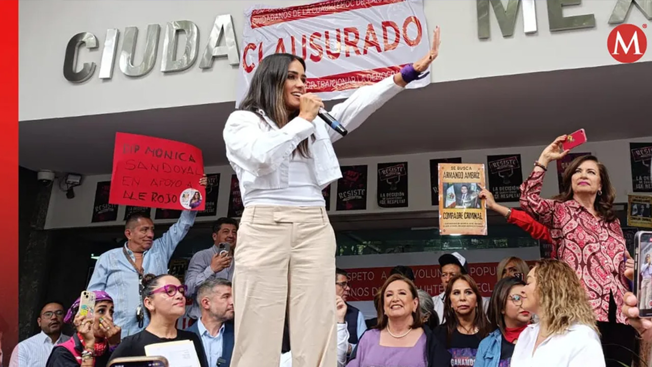 Rojo de la Vega protesta en TECdMx contra posible anulación de elección en la Cuauhtémoc