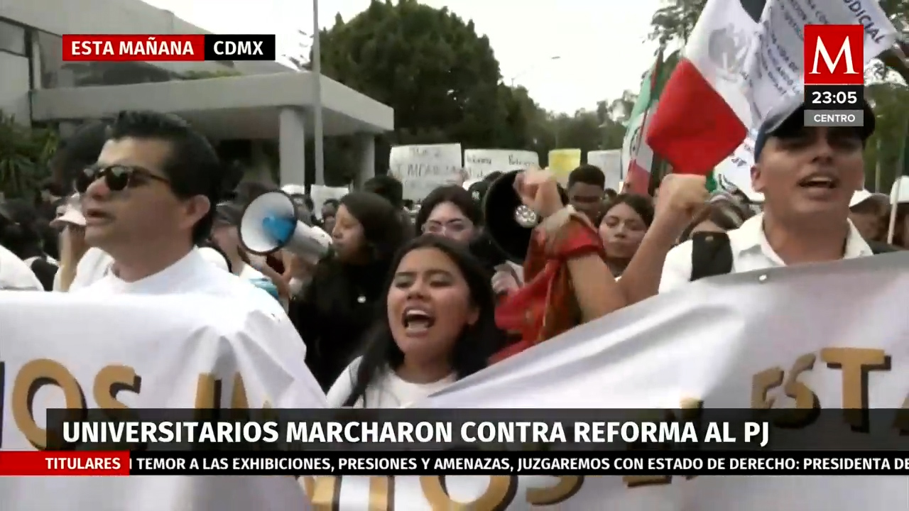 Estudiantes de Derecho de la UNAM marchan en rechazo a la reforma judicial