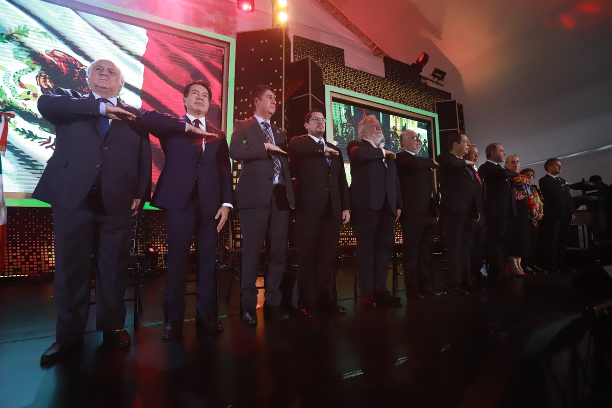 Los tres funcionarios fueron al aniversario de la Canaco en Ciudad de México. | Juan Carlos Bautista