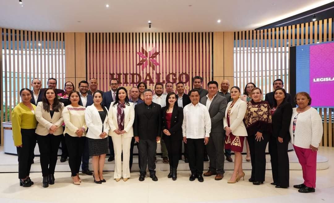 Menchaca se reúne con diputados electos de Hidalgo. (Facebook)!