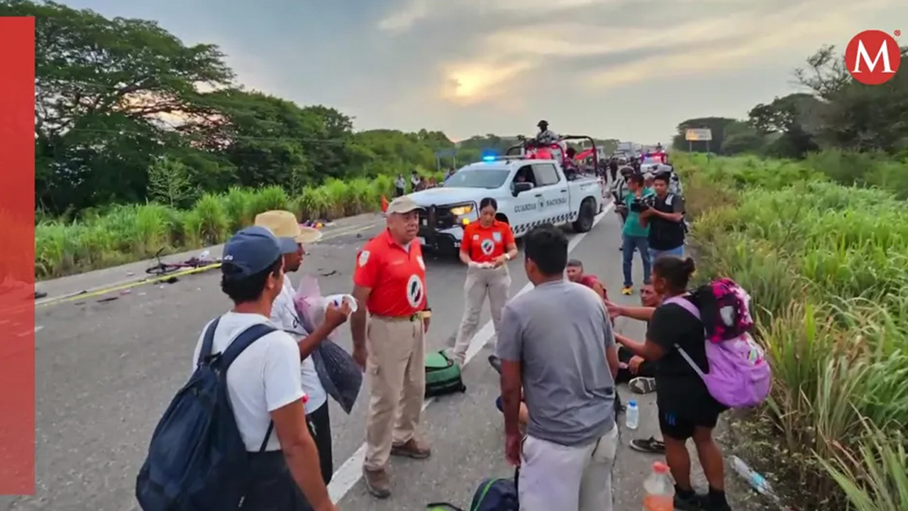 Mueren tres integrantes de caravana migrante tras ser atropellados en la carretera Panamericana 190