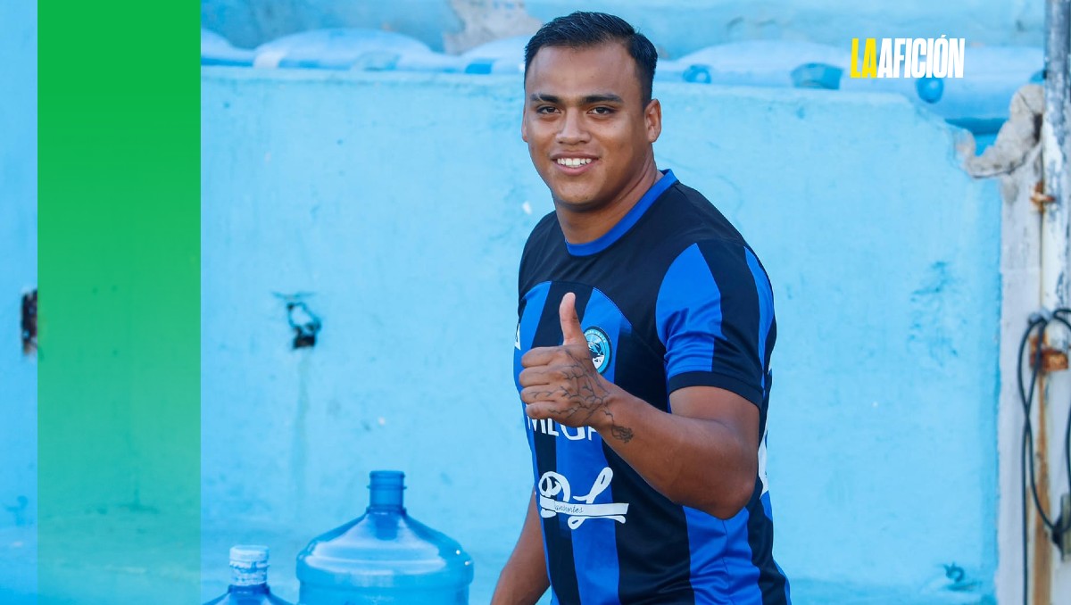 Román "Mozumbito" Martínez, jugador de la Jaiba Brava del Tampico-Madero.