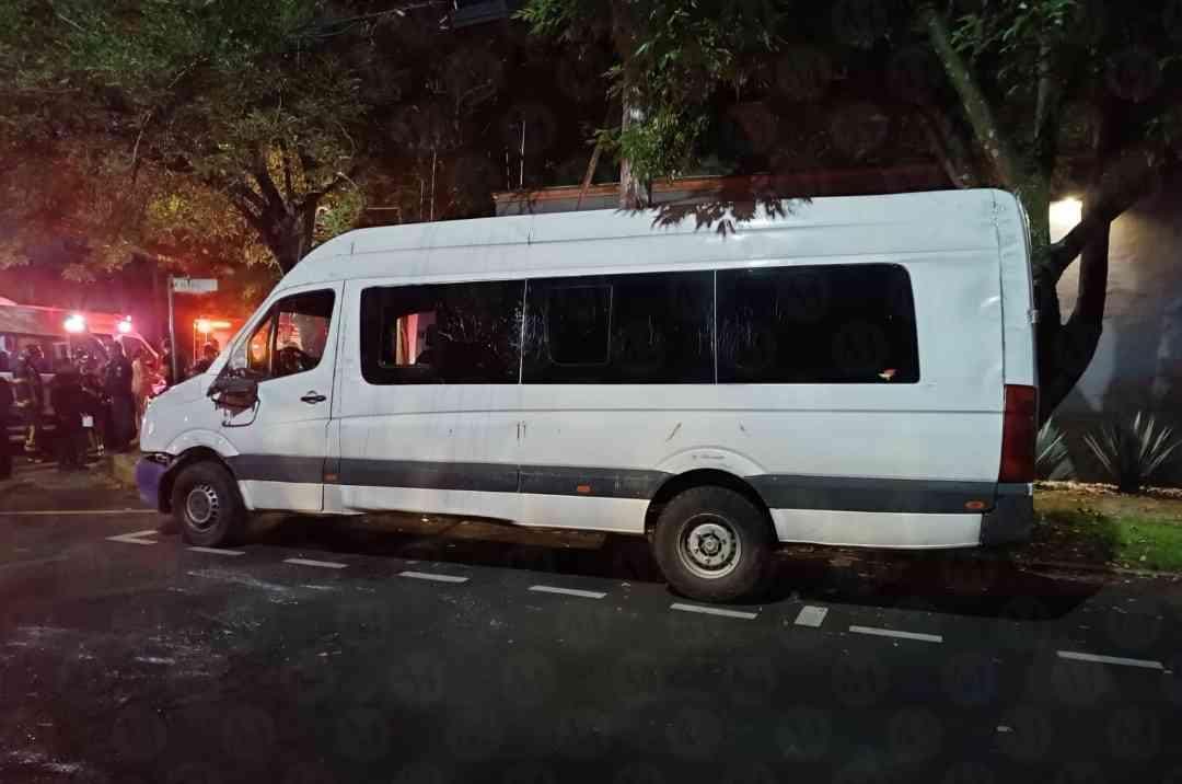Unidad de transporte público se accidenta en Miguel Hidalgo. (Foto: especial)