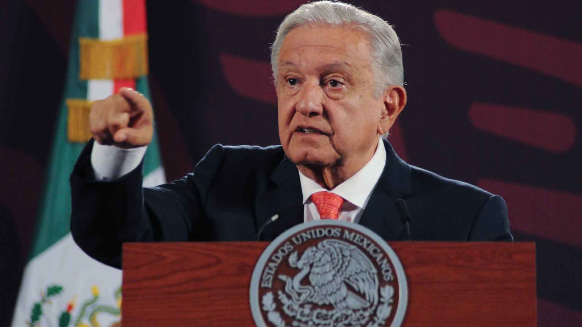 "Benditas redes sociales": AMLO dice que permitió que pudiera defenderse de mentiras