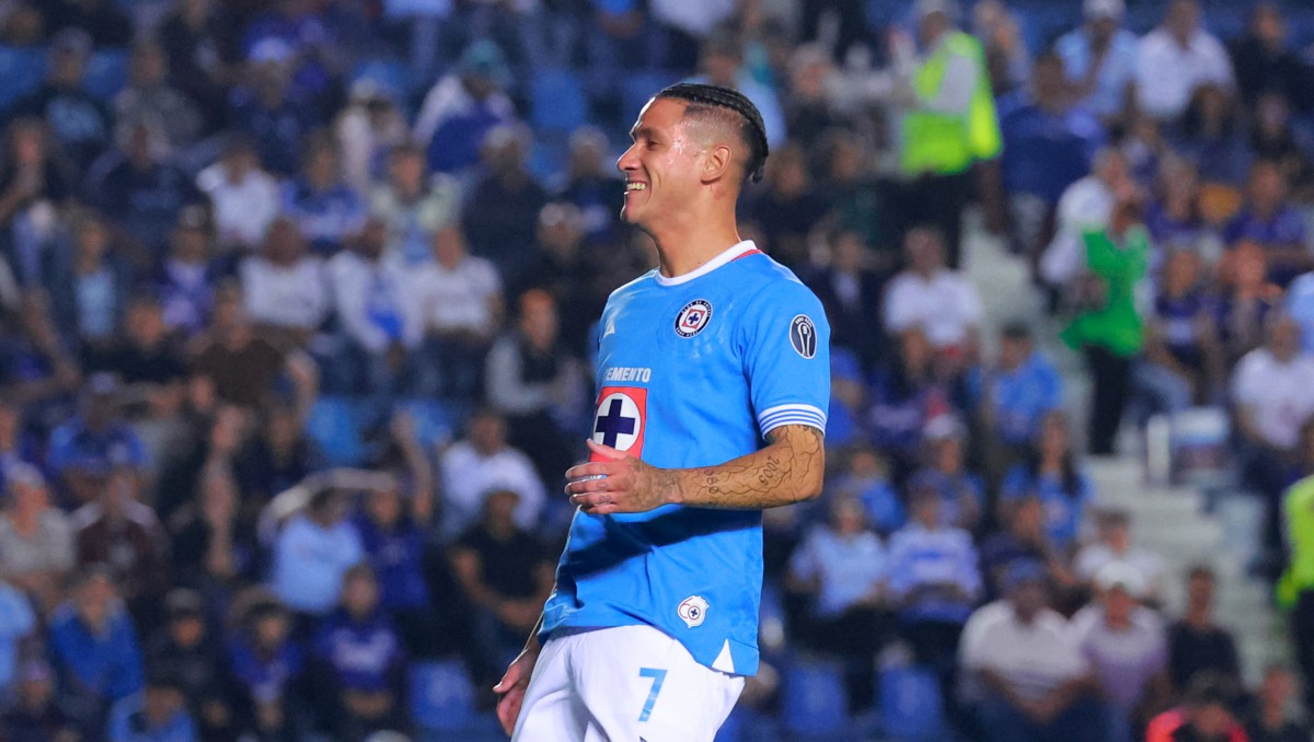 Cruz Azul no modificará su proyecto deportivo pese salidas de jugadores de última hora (Imago 7)