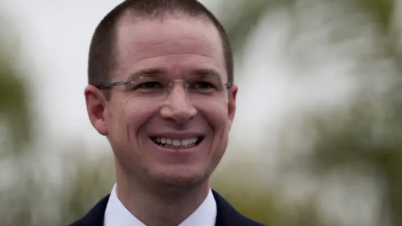 Ricardo Anaya llega al Senado y asegura que nunca hubo orden de aprehensión en su contra