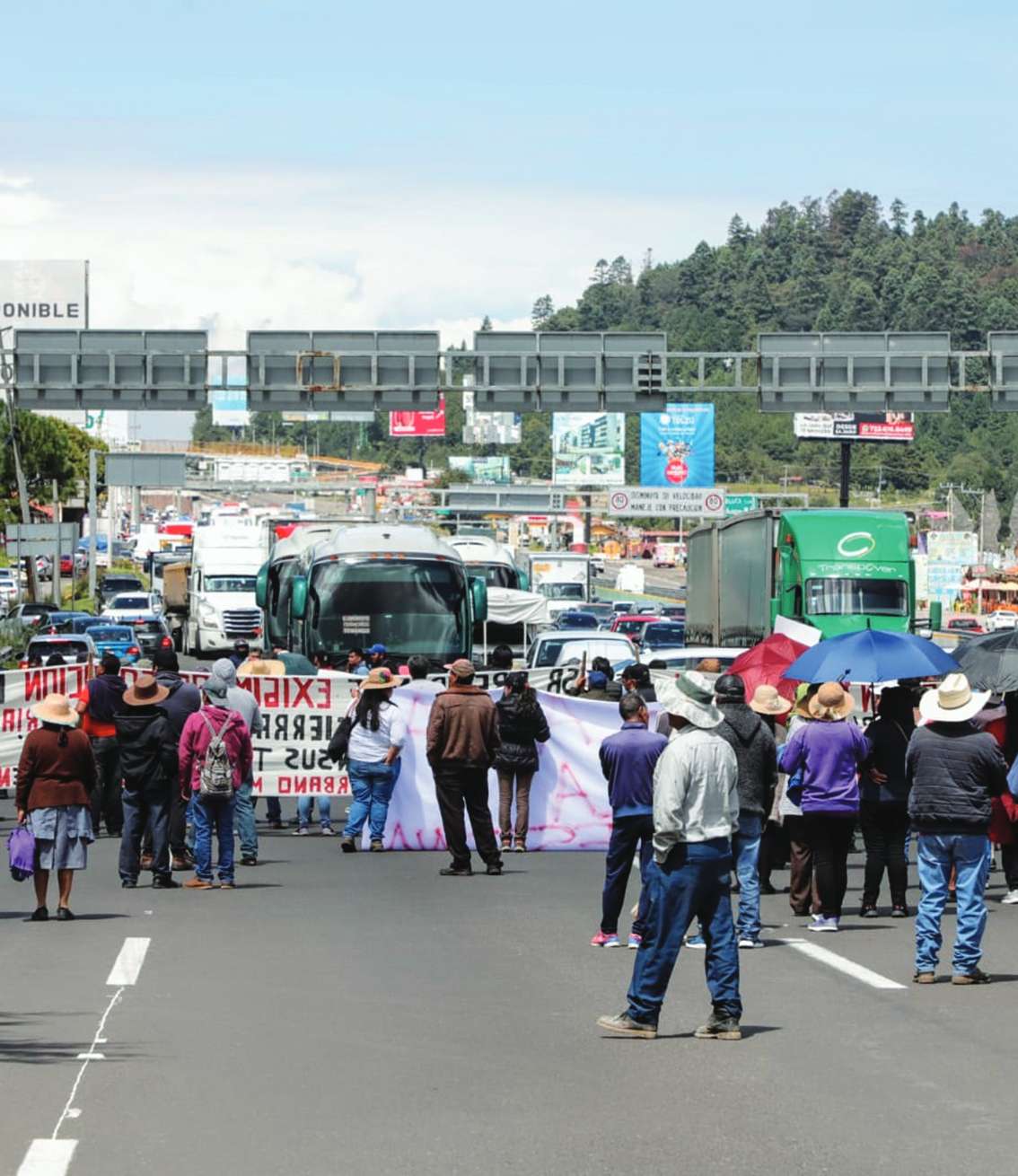Manifestantes de San Jerónimo Acazulco. Iván Carmona