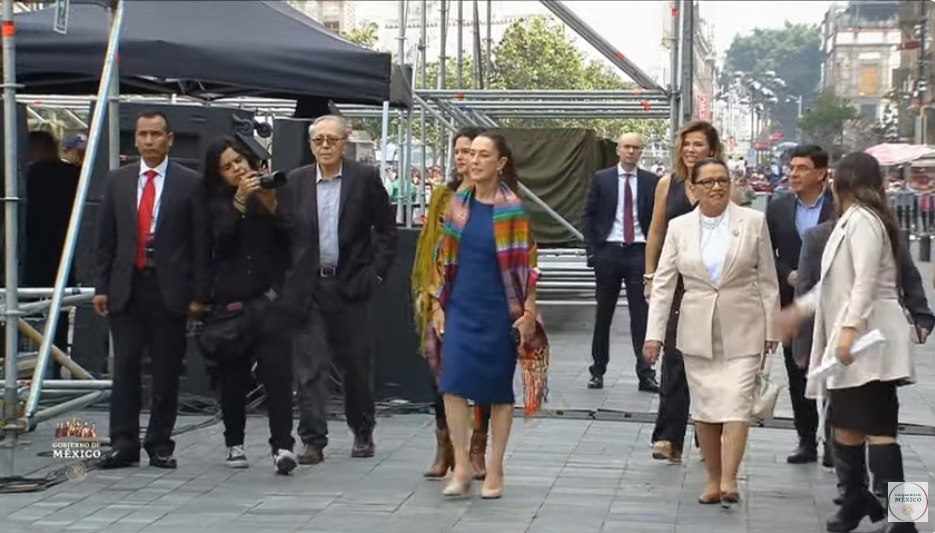 Claudia Sheinbaum llega al Zócalo de CdMx | Captura
