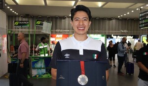 Luis Mario Nájera regresa a México con la medalla de plata de Juegos Paralímpicos
