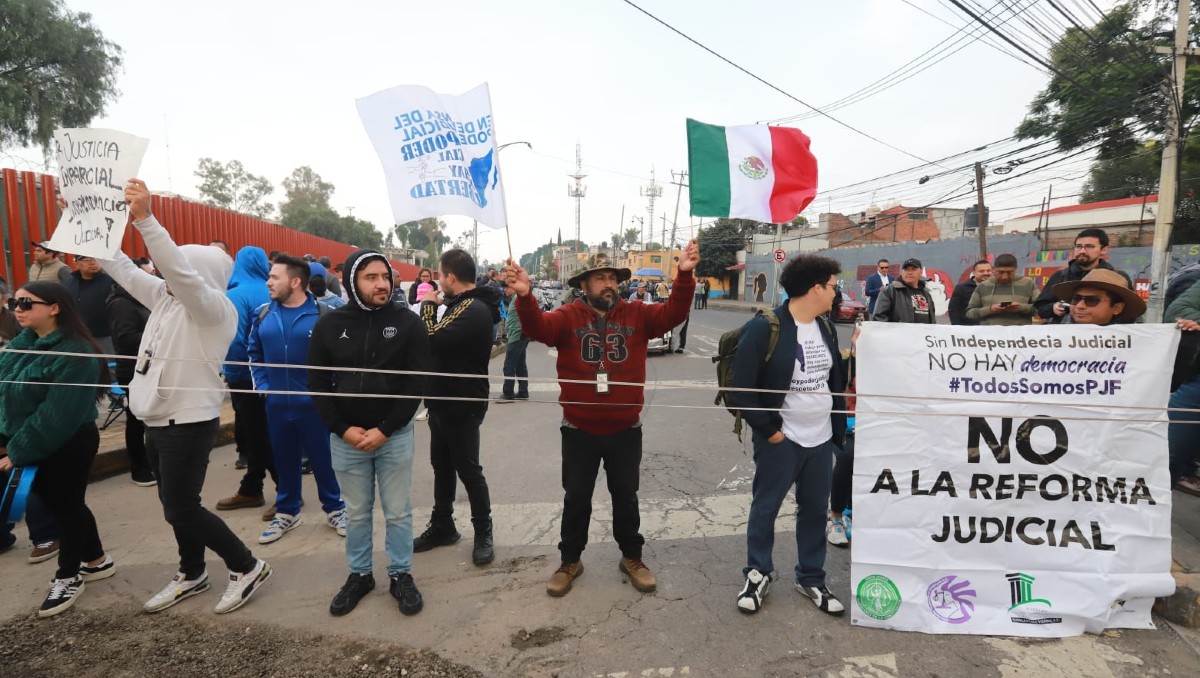 Protesta contra la reforma judicial en San Lázaro | Foto: Javier Ríos
