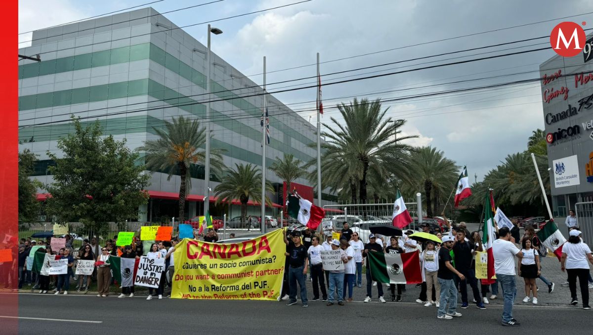 Los protestan acudieron a los consultados para advertir de los riesgos al T-MEC | Víctor González