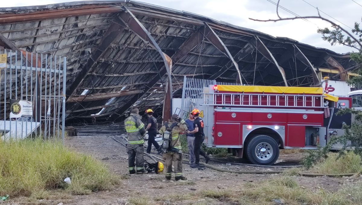 Reportan incendio en la zona industrial de Escobedo / Especial.