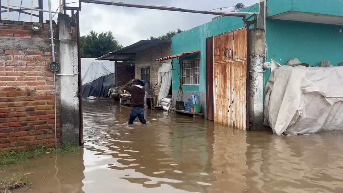 Varias casas resultaron inundadas. (Cortesía)