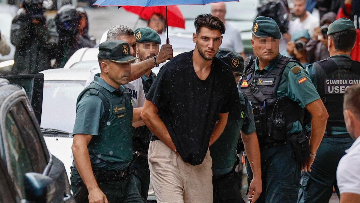 Abogado de Rafa Mir dice que "sin duda" las relaciones con la denunciante fueron consentidas (EFE)