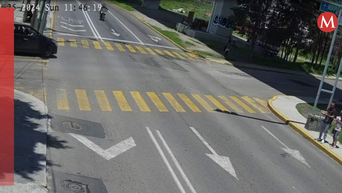 El accidente vial ocurrió el domingo en el municipio de Metepec, dejando saldo de dos motociclistas lesionados. Especial