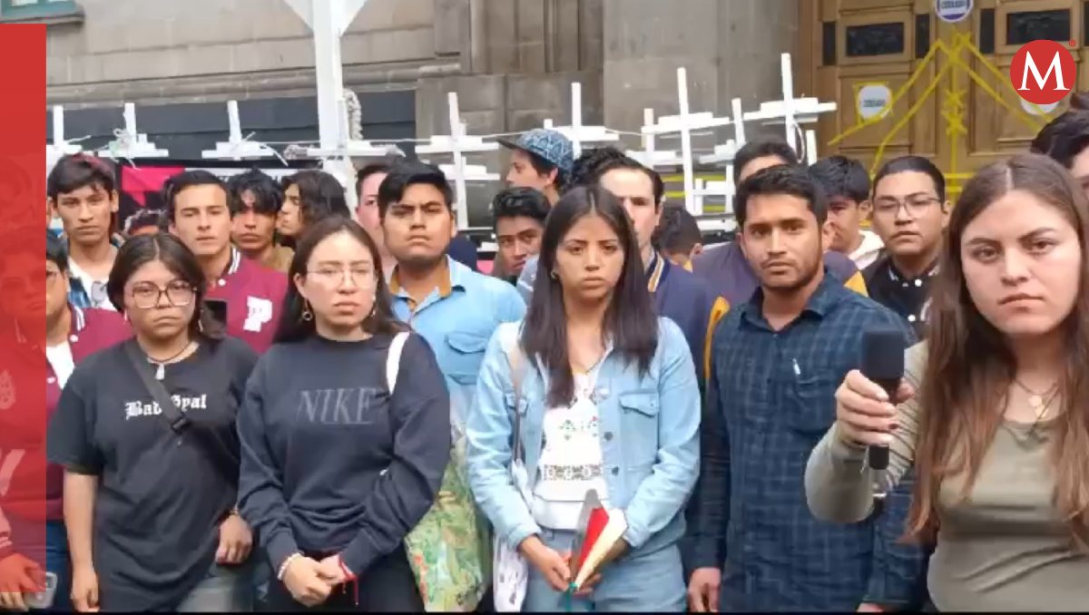 Estudiantes clausuraron el edificio de la Corte de manera simbólica. Foto: (Rubén Mosso)