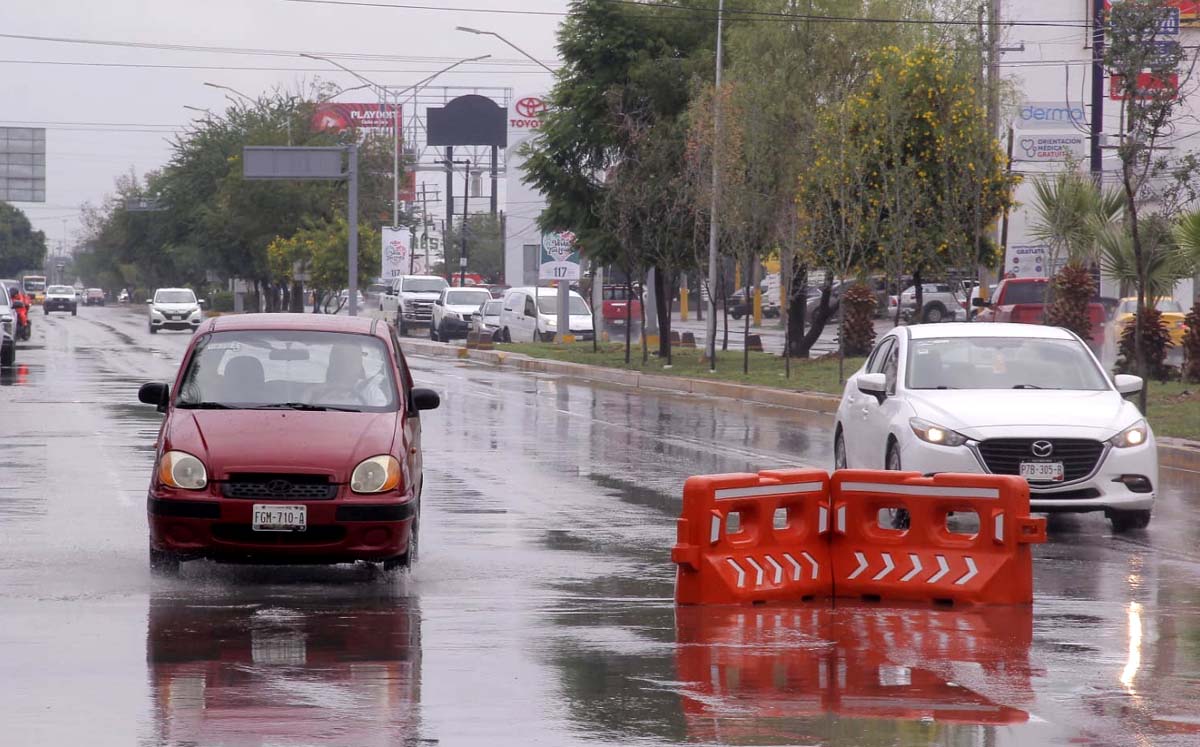 Lluvias dejan estragos en cruceros de Torreón. l Manuel Guadarrama