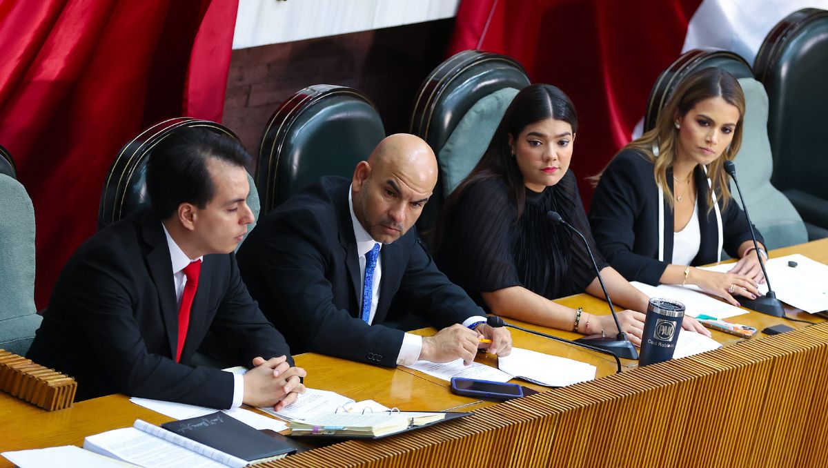 La Mesa Directiva es el único órgano que se ha instalado en la actual Septuagésima Séptima Legislatura. Jorge López