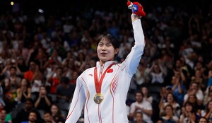 Yuyan Jiang, la paranadadora china que conquista París 2024 con sus siete oros
