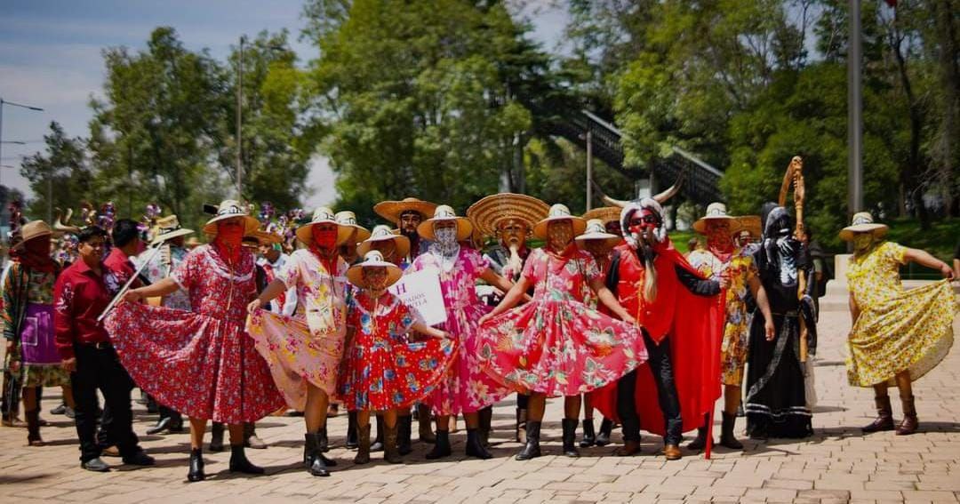 Integrantes de la cuadrilla de Colalambre