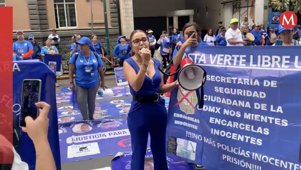 La protesta se realiza frente a la sede de la Policía capitalina en la Zona Rosa (Especial)