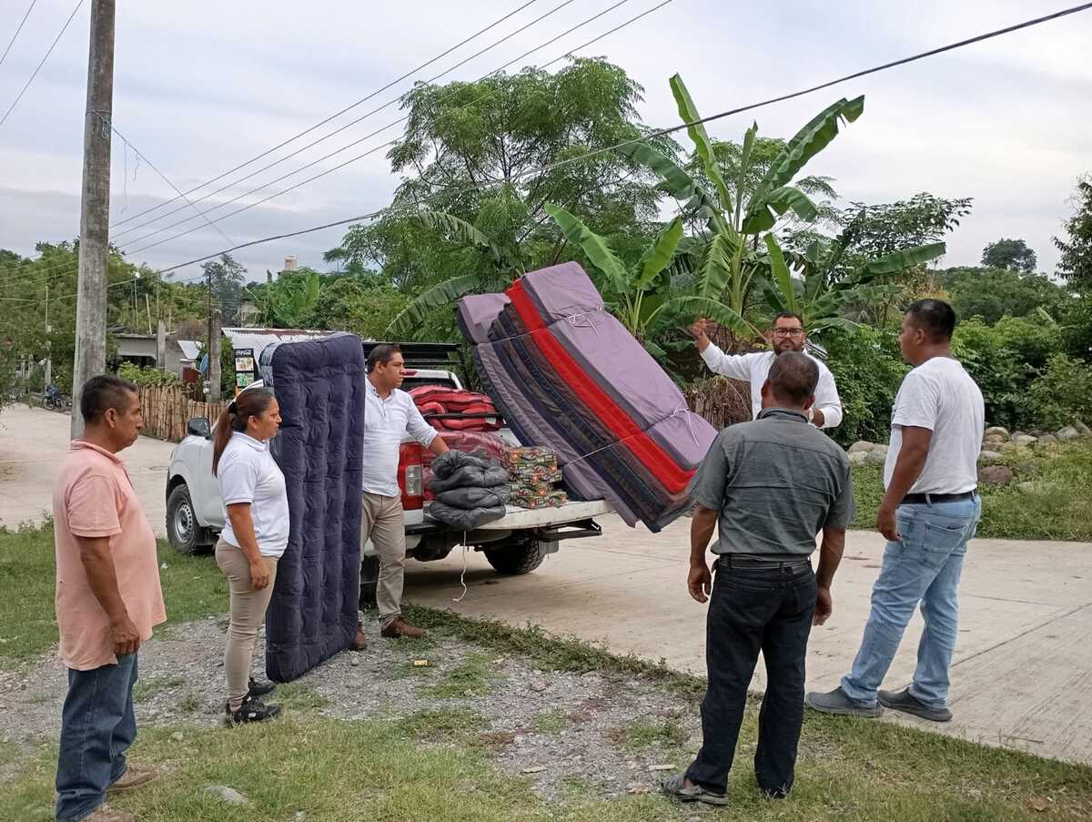 Alistan albergue temporal en San Felipe Orizatlán.