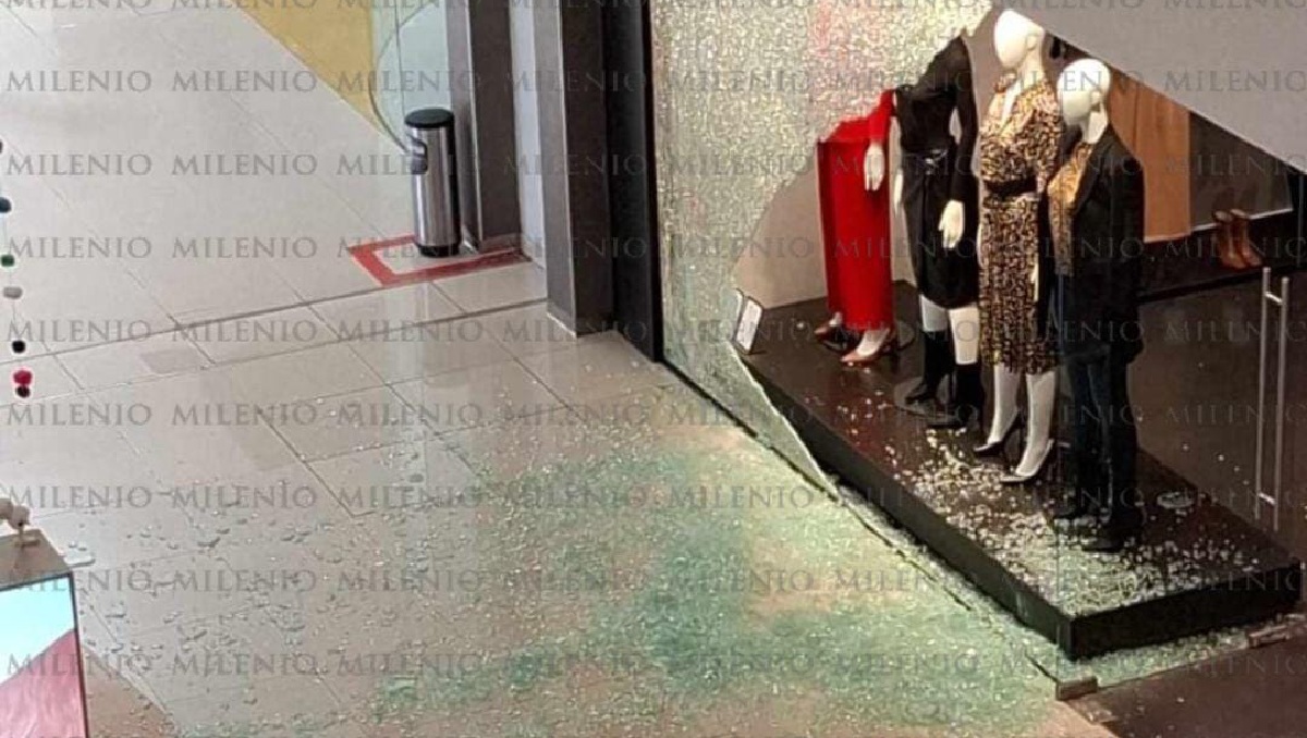 ¿Qué  pasa en Galerías Toluca? Reportan balacera hoy 10 de septiembre | Foto: (MILENIO)