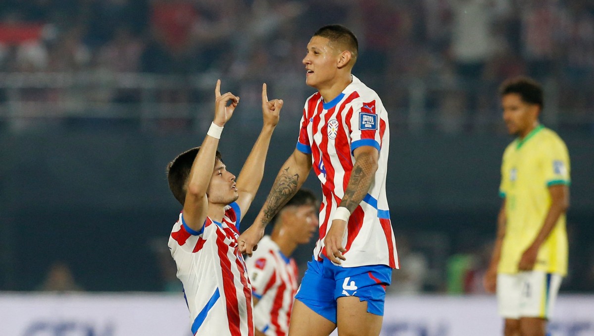 Paraguay derrota a Brasil para agravar su crisis en las eliminatorias de Conmebol (Reuters)