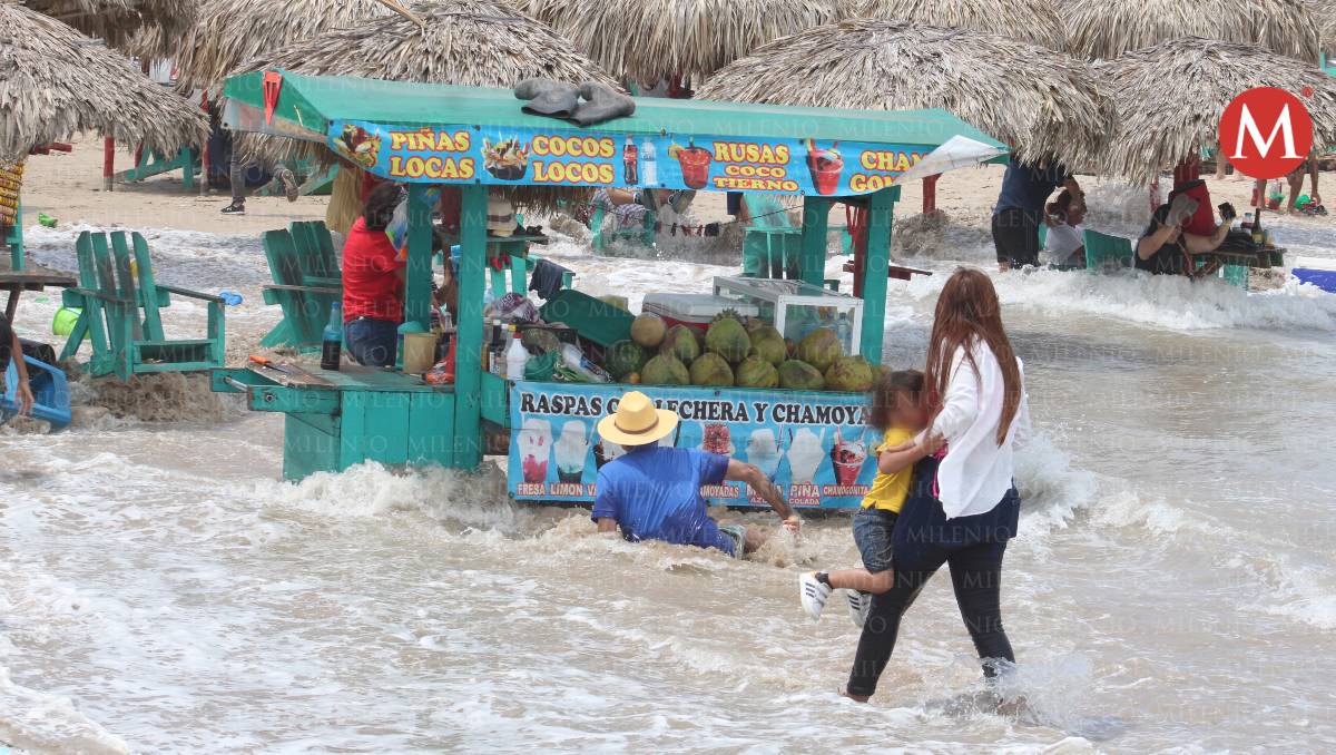 Daños por tormenta de marea en Playa Miramar. (Yazmín Sánchez)