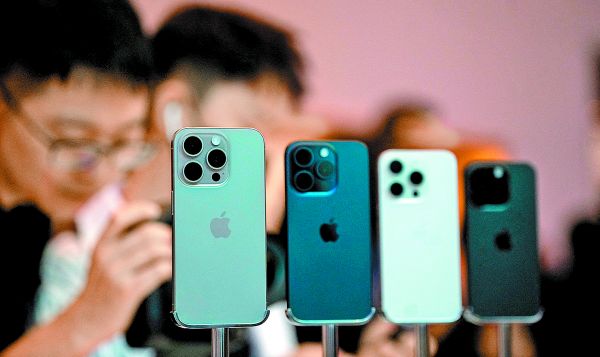 El fabricante presentó su nuevo iPhone 16, con funciones de inteligencia artificial. Aly Song/Reuters