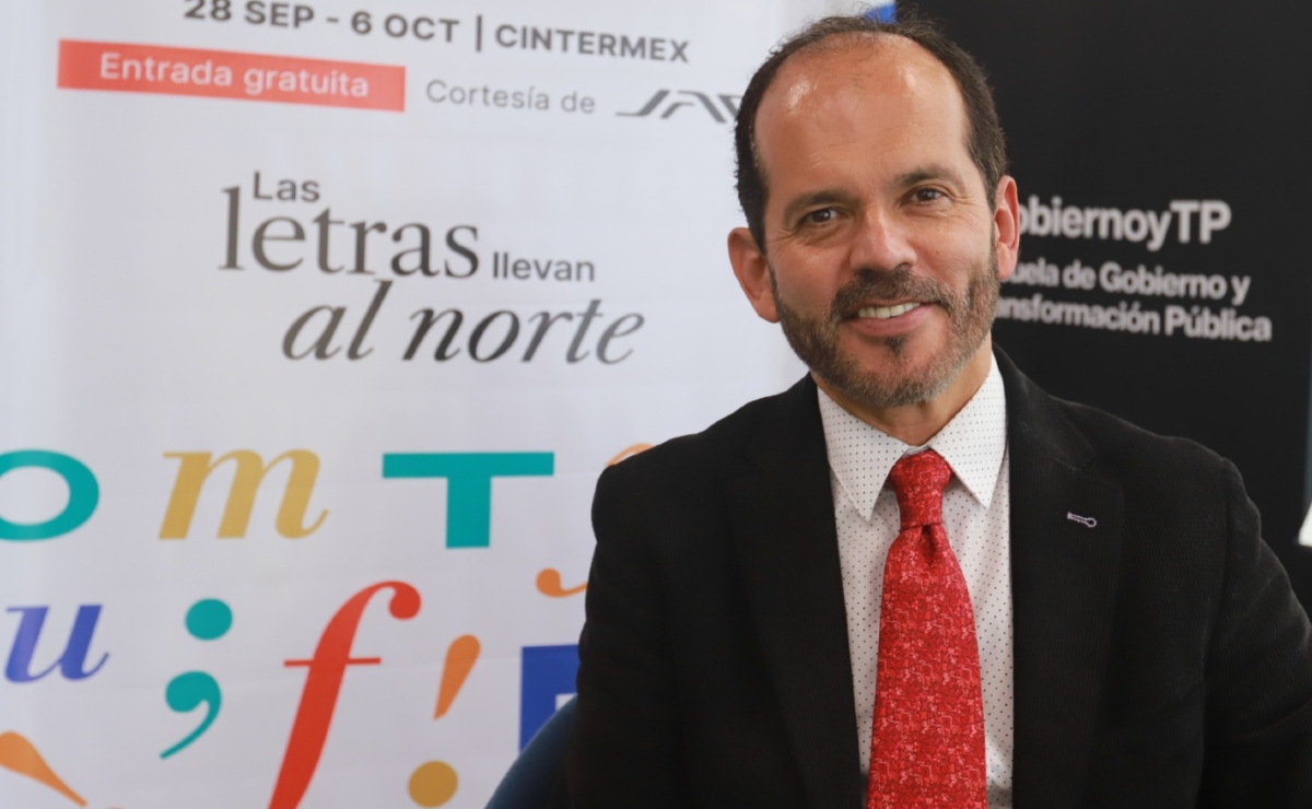 Henoc de Santiago, director del encuentro literario. (Foto: Javier Ríos)