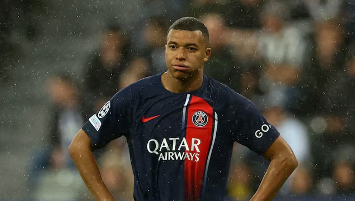 Liga francesa pide una negociación con mediación entre Kylian Mbappé y el PSG (Reuters)