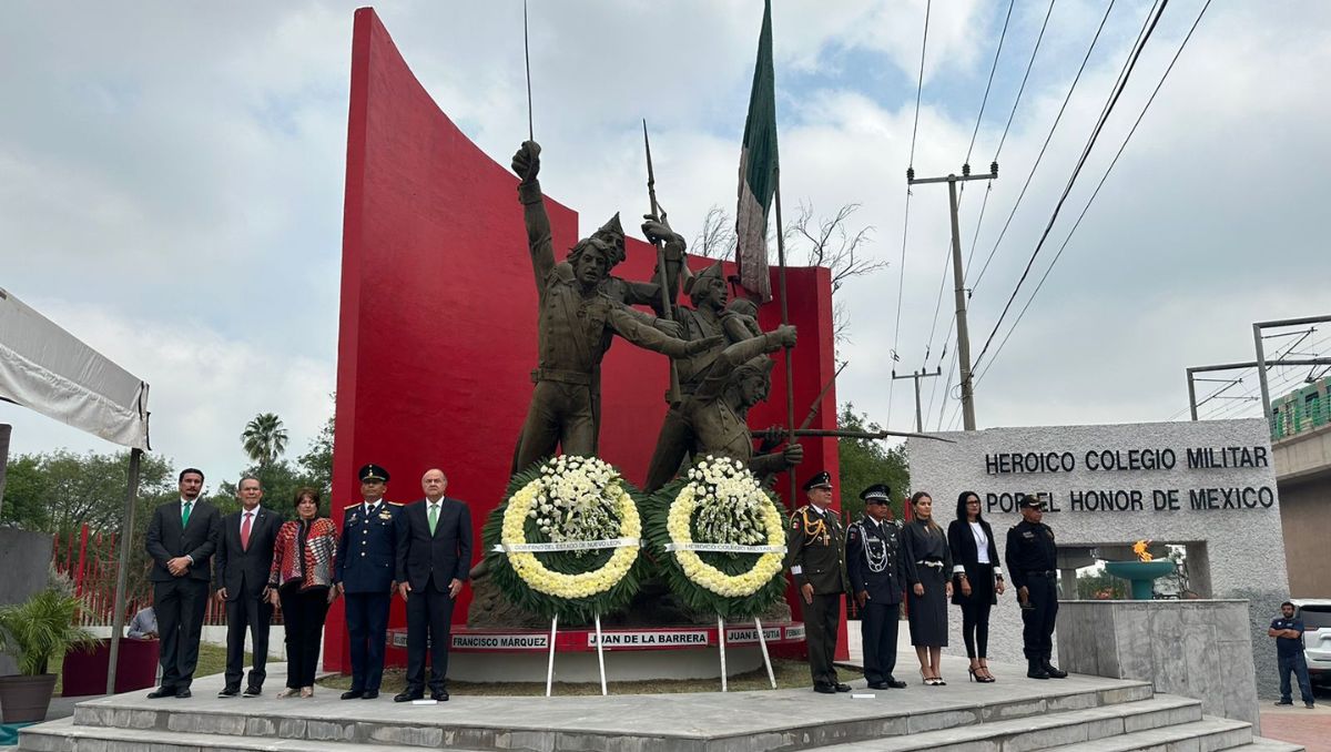 En la ceremonia también estuvo presente Lorena de La Garza, presidenta de la Mesa Directiva | Sandra González