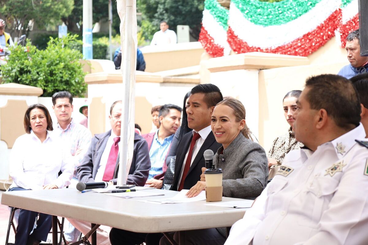 Tania Valdez Cuellar revela a integrantes de su gabinete. (Francisco Villeda)