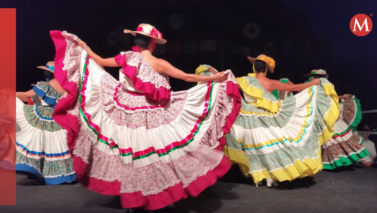 Mariachis y bailarines enarbolaron la cultura mexicana durante la ceremonia. | Especial