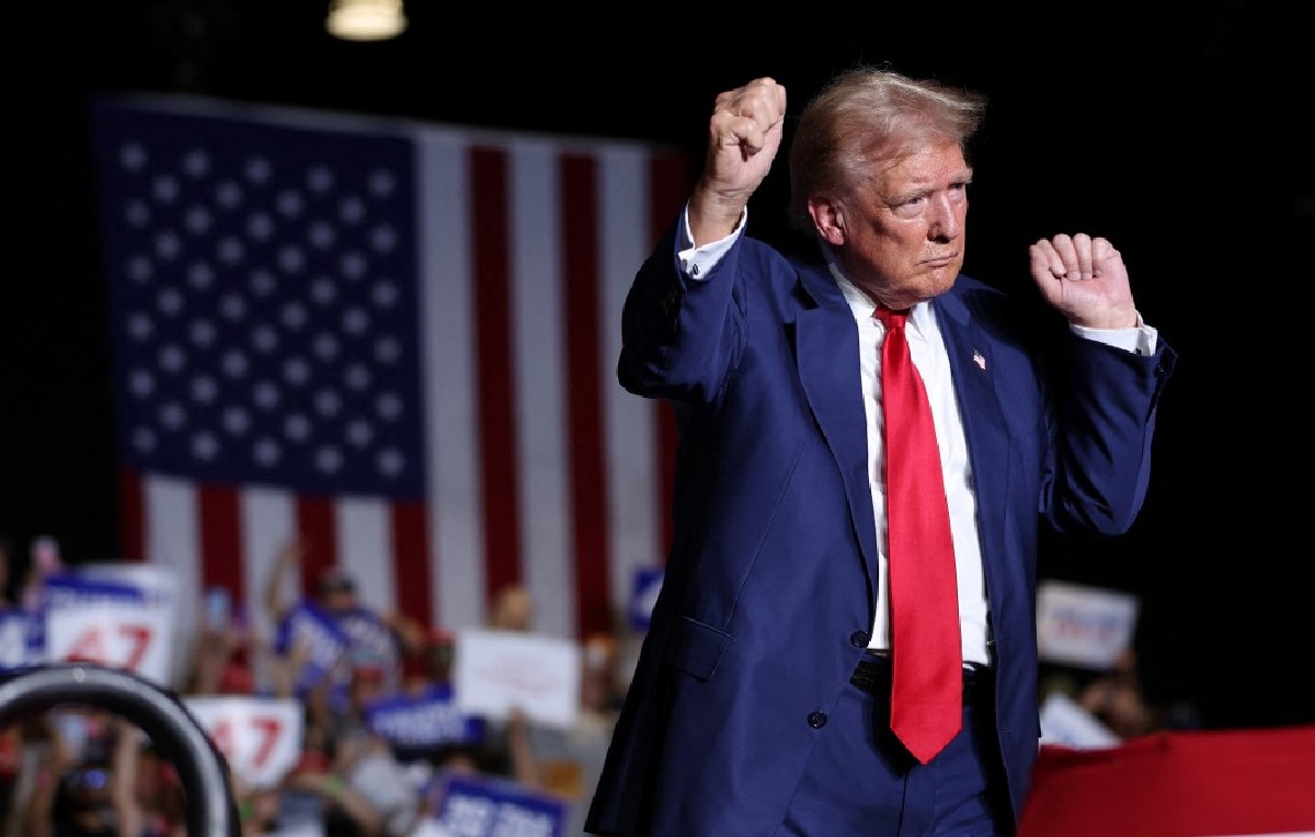 El ex presidente Trump se resguarda tras un supuesto intento de asesinato (AFP)